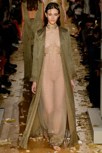 Look 41
